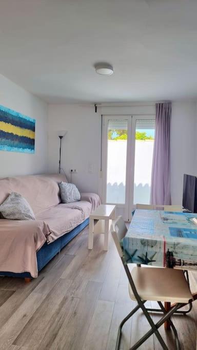 Apartamento Privado Con Jardin, Piscina Elevada Y Bbq Chiclana de la Frontera Luaran gambar