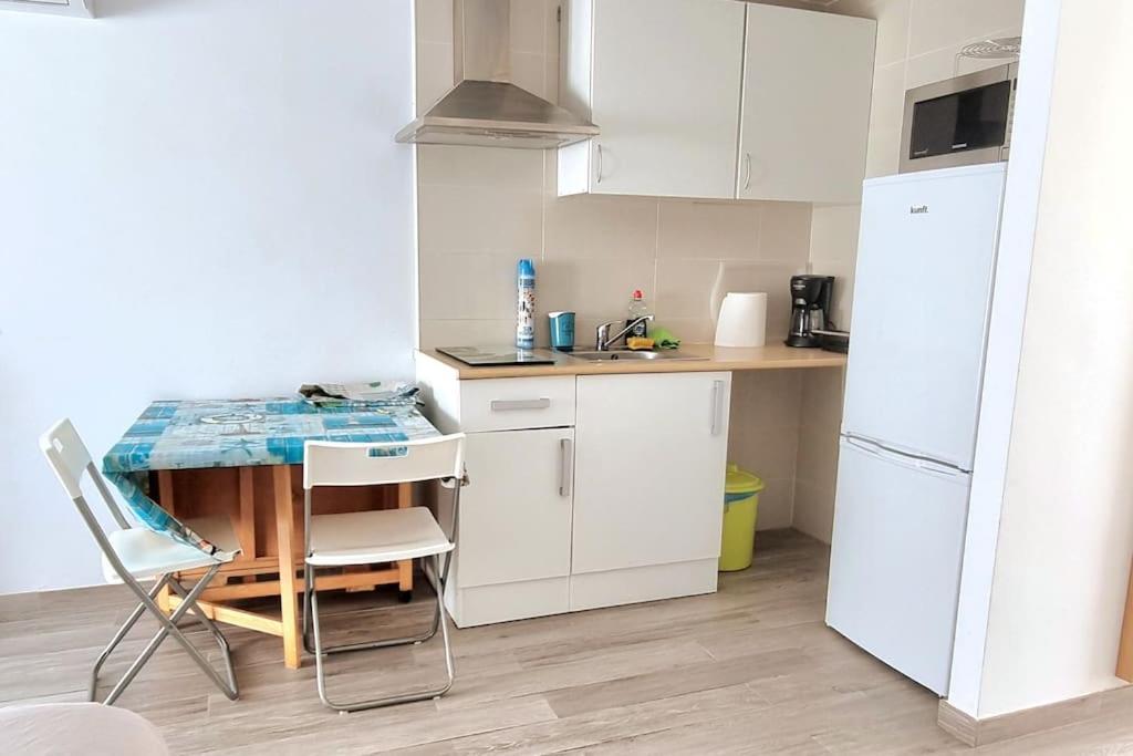 Apartamento Privado Con Jardin, Piscina Elevada Y Bbq Chiclana de la Frontera Luaran gambar