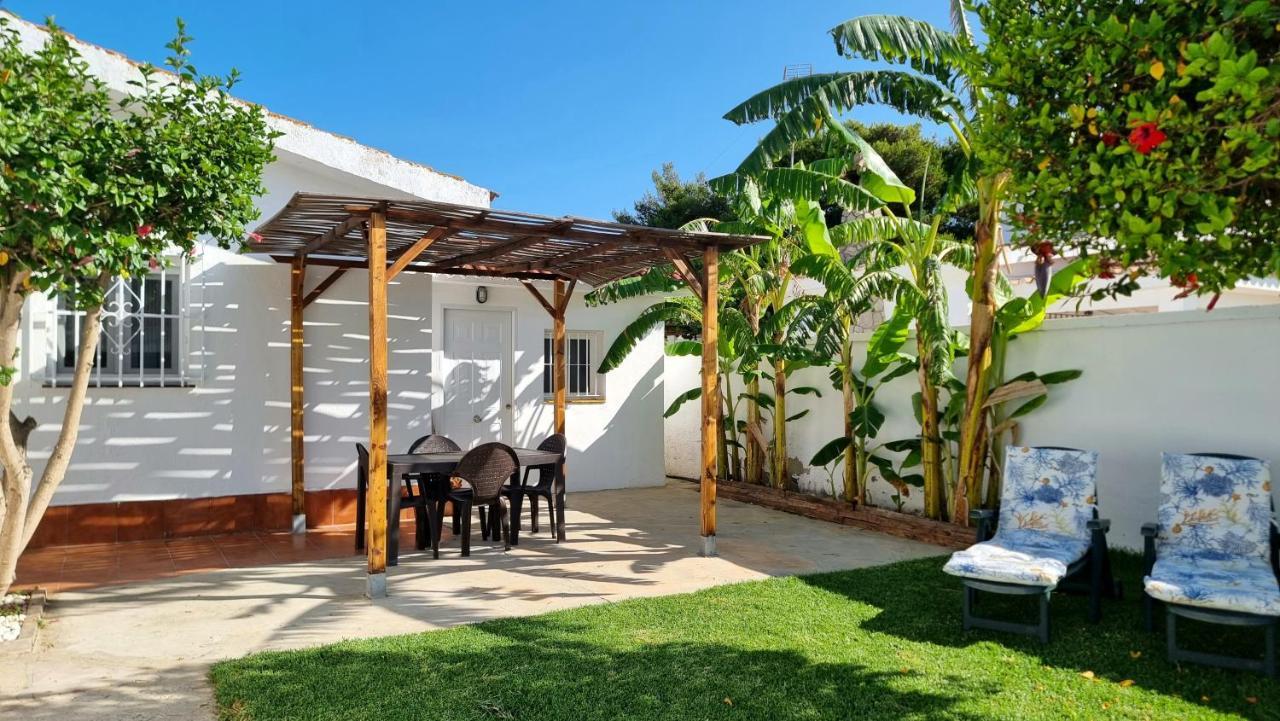 Apartamento Privado Con Jardin, Piscina Elevada Y Bbq Chiclana de la Frontera Luaran gambar